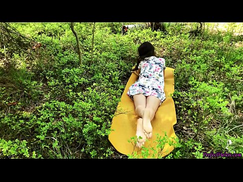 ❤️ Stranac na Tinderu masturbira moju macu i strastveno jebe u šumi ❌ Analni video kod nas ️❤
