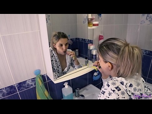 ❤️ Hack sa mladim u pidžami završava oralnu spermu u dupe - letty black ❌ Analni video kod nas ️❤